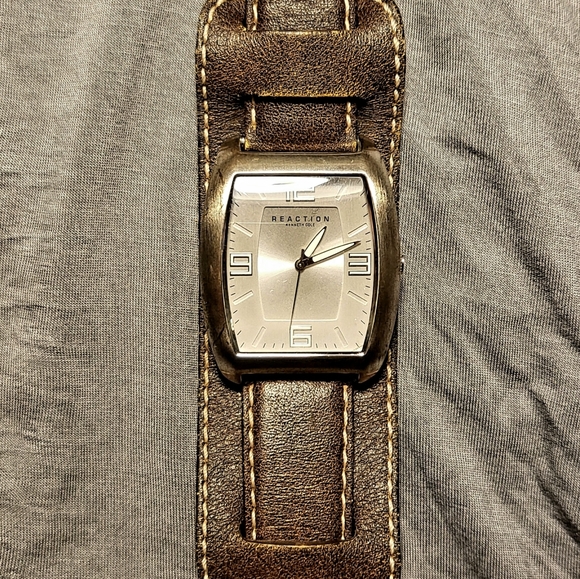 Kenneth Cole Reaction Watch - Picture 2 of 5